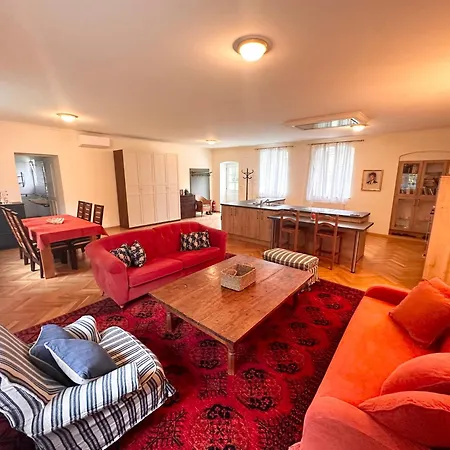 Ruheoase Im Gruenen Nahe Wien *