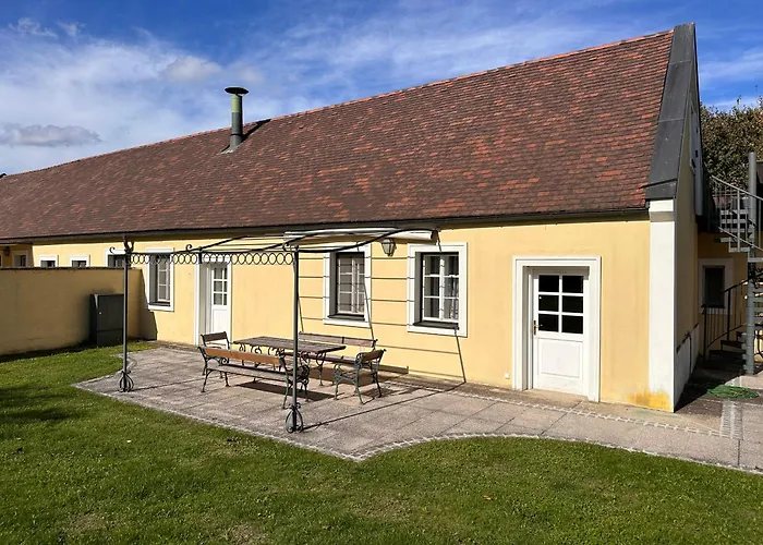 Ruheoase Im Gruenen Nahe Wien Petronell