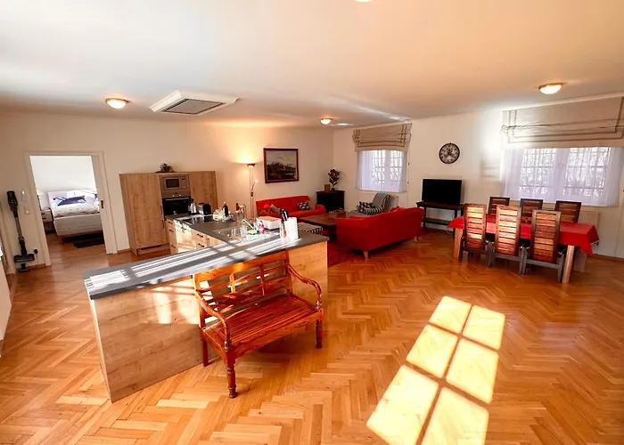 Apartment Ruheoase Im Gruenen Nahe Wien Petronell