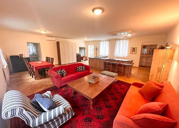 Ruheoase Im Gruenen Nahe Wien *